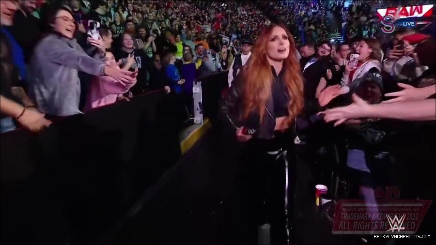 WWE_Monday_Night_RAW_2023_01_16_720p_HDTV_x264-Star_mp4_002495866.jpg