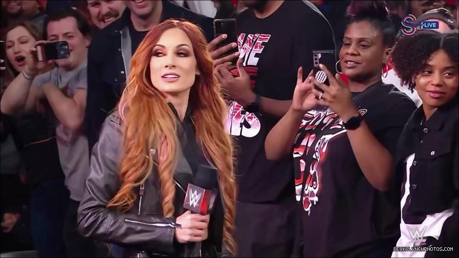 WWE_Monday_Night_RAW_2023_01_16_720p_HDTV_x264-Star_mp4_002507866.jpg