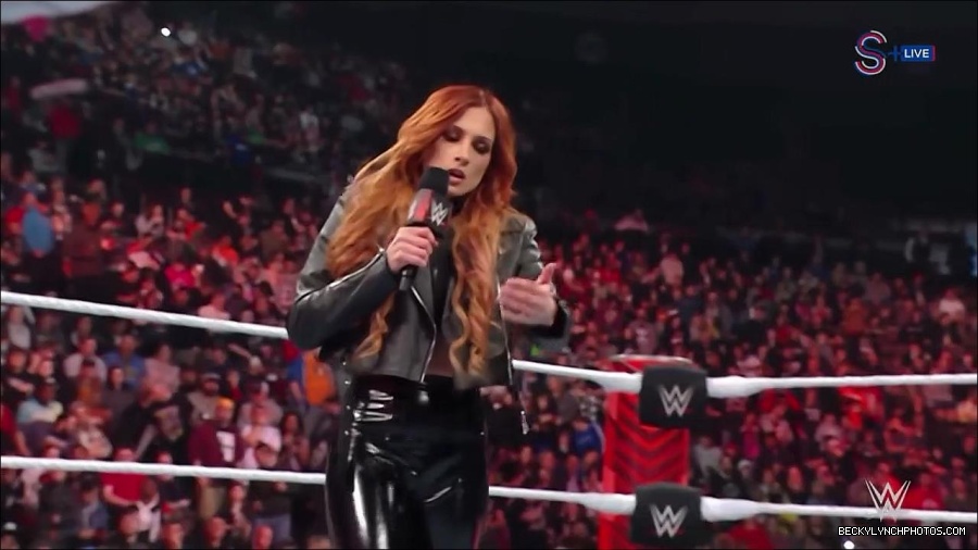 WWE_Monday_Night_RAW_2023_01_16_720p_HDTV_x264-Star_mp4_002535866.jpg