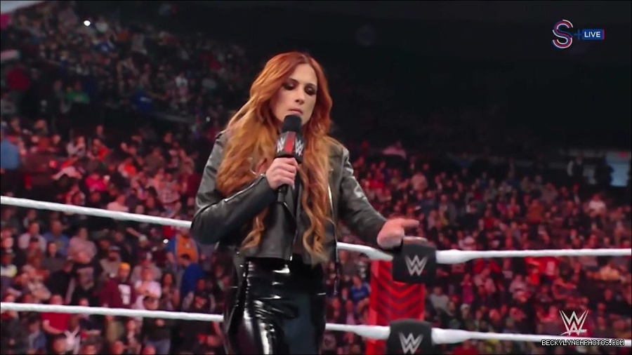 WWE_Monday_Night_RAW_2023_01_16_720p_HDTV_x264-Star_mp4_002536266.jpg