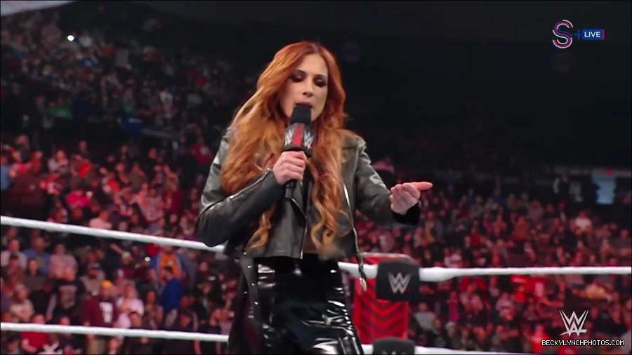 WWE_Monday_Night_RAW_2023_01_16_720p_HDTV_x264-Star_mp4_002536666.jpg