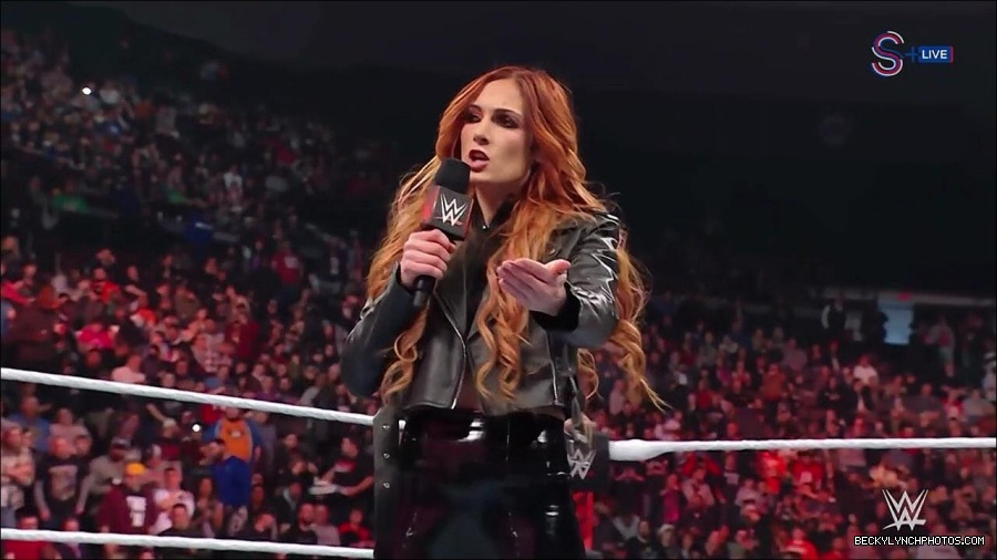WWE_Monday_Night_RAW_2023_01_16_720p_HDTV_x264-Star_mp4_002537466.jpg
