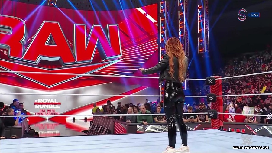 WWE_Monday_Night_RAW_2023_01_16_720p_HDTV_x264-Star_mp4_002538666.jpg