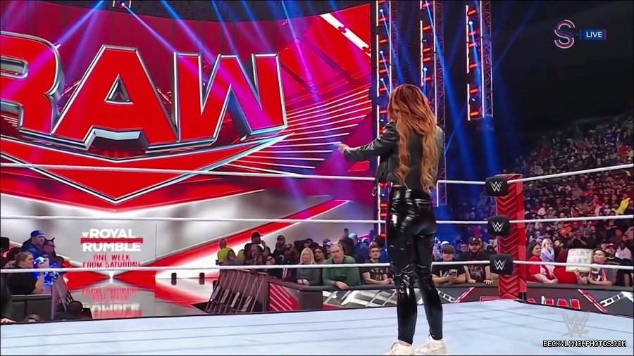 WWE_Monday_Night_RAW_2023_01_16_720p_HDTV_x264-Star_mp4_002539066.jpg