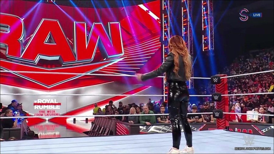 WWE_Monday_Night_RAW_2023_01_16_720p_HDTV_x264-Star_mp4_002539466.jpg