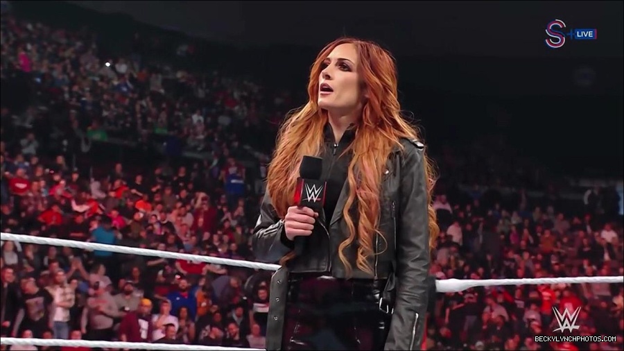 WWE_Monday_Night_RAW_2023_01_16_720p_HDTV_x264-Star_mp4_002540666.jpg