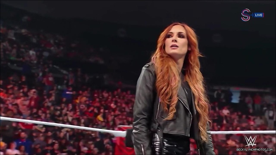 WWE_Monday_Night_RAW_2023_01_16_720p_HDTV_x264-Star_mp4_002542266.jpg