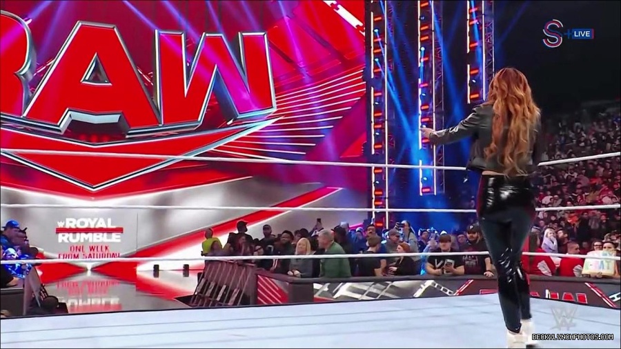 WWE_Monday_Night_RAW_2023_01_16_720p_HDTV_x264-Star_mp4_002544266.jpg