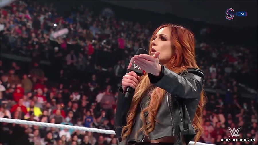 WWE_Monday_Night_RAW_2023_01_16_720p_HDTV_x264-Star_mp4_002547466.jpg
