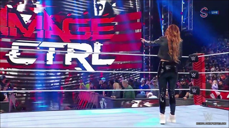 WWE_Monday_Night_RAW_2023_01_16_720p_HDTV_x264-Star_mp4_002548666.jpg