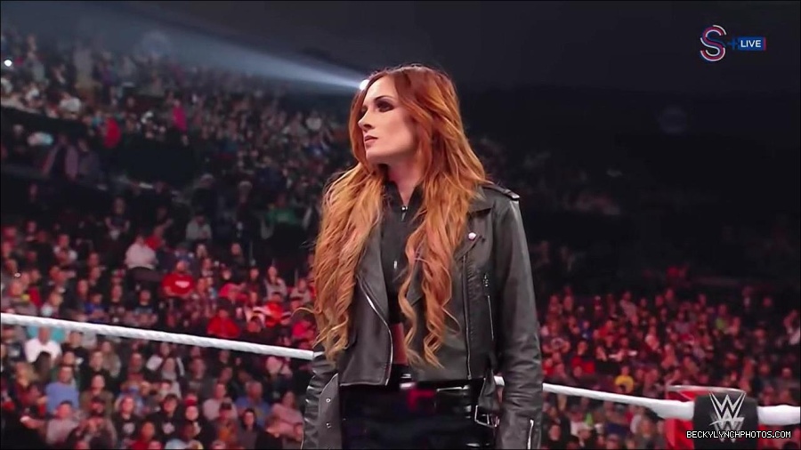 WWE_Monday_Night_RAW_2023_01_16_720p_HDTV_x264-Star_mp4_002575766.jpg