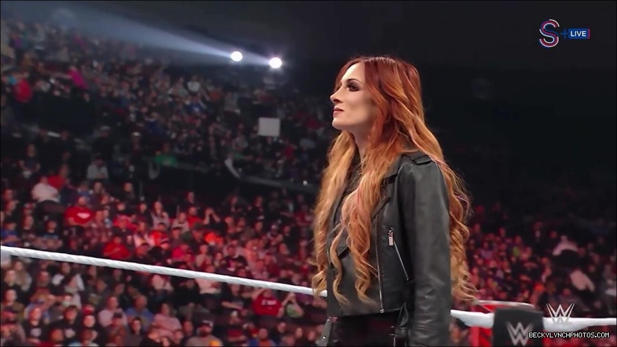 WWE_Monday_Night_RAW_2023_01_16_720p_HDTV_x264-Star_mp4_002577366.jpg