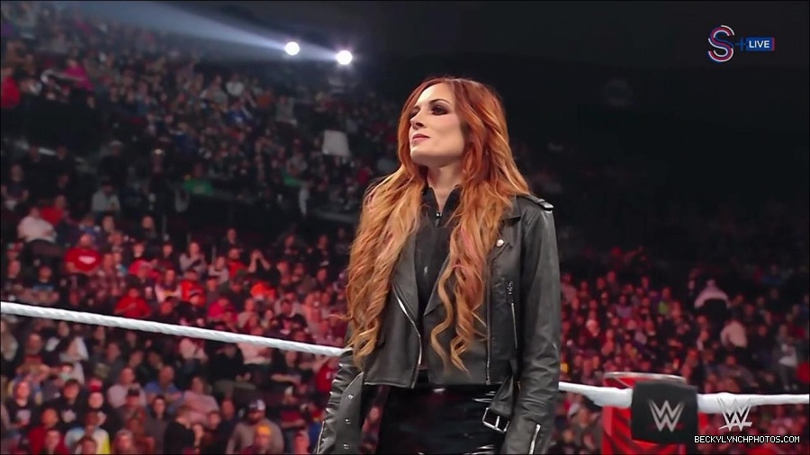 WWE_Monday_Night_RAW_2023_01_16_720p_HDTV_x264-Star_mp4_002578166.jpg