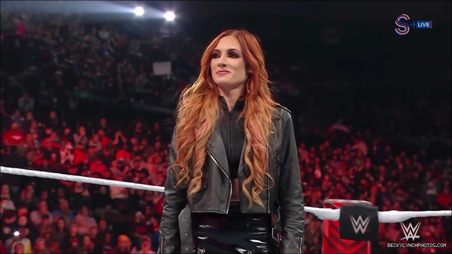 WWE_Monday_Night_RAW_2023_01_16_720p_HDTV_x264-Star_mp4_002583766.jpg