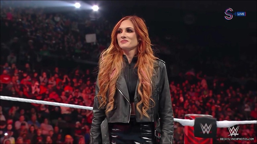 WWE_Monday_Night_RAW_2023_01_16_720p_HDTV_x264-Star_mp4_002584166.jpg