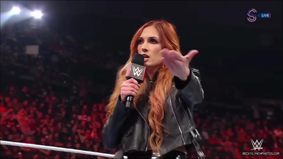 WWE_Monday_Night_RAW_2023_01_16_720p_HDTV_x264-Star_mp4_002595766.jpg