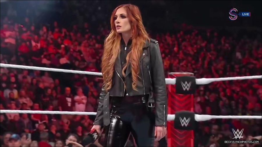 WWE_Monday_Night_RAW_2023_01_16_720p_HDTV_x264-Star_mp4_002603366.jpg