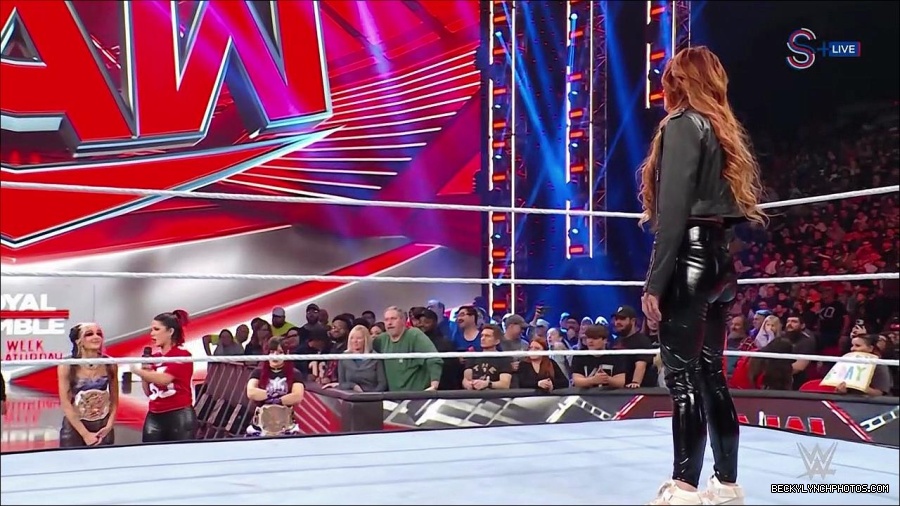 WWE_Monday_Night_RAW_2023_01_16_720p_HDTV_x264-Star_mp4_002608566.jpg