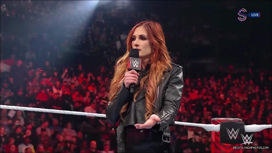 WWE_Monday_Night_RAW_2023_01_16_720p_HDTV_x264-Star_mp4_002613366.jpg