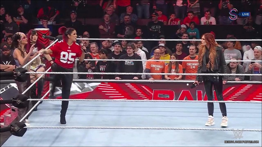 WWE_Monday_Night_RAW_2023_01_16_720p_HDTV_x264-Star_mp4_002632566.jpg