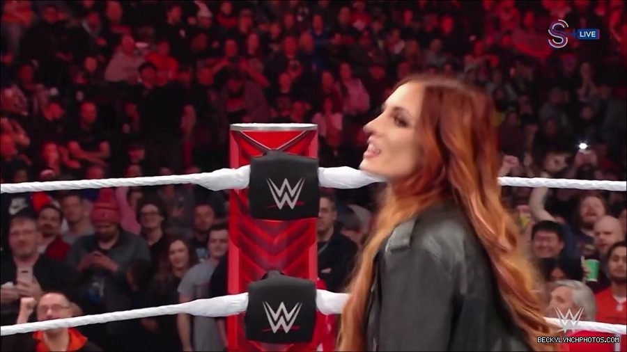 WWE_Monday_Night_RAW_2023_01_16_720p_HDTV_x264-Star_mp4_002646966.jpg