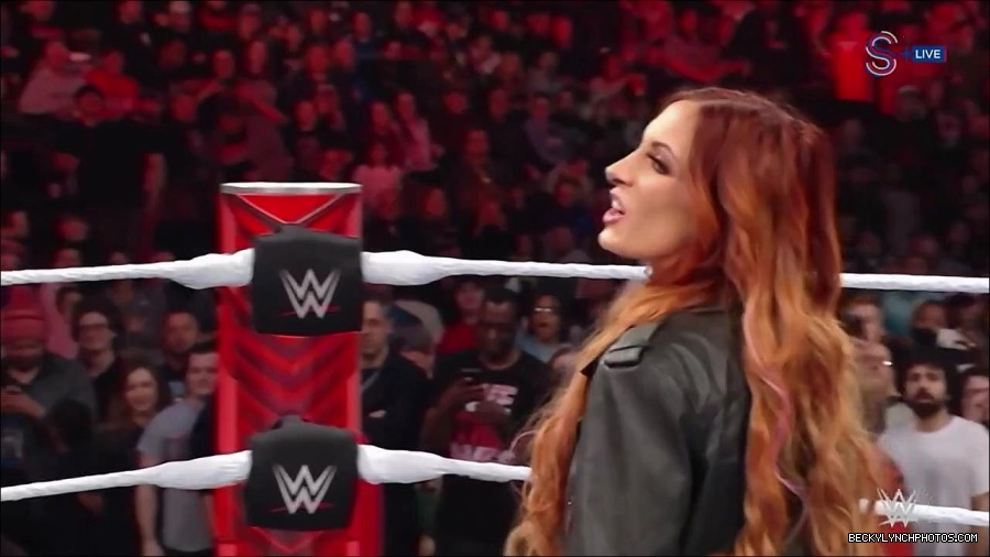 WWE_Monday_Night_RAW_2023_01_16_720p_HDTV_x264-Star_mp4_002647366.jpg