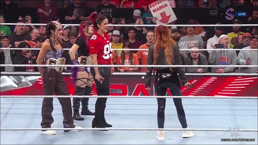 WWE_Monday_Night_RAW_2023_01_16_720p_HDTV_x264-Star_mp4_002648566.jpg