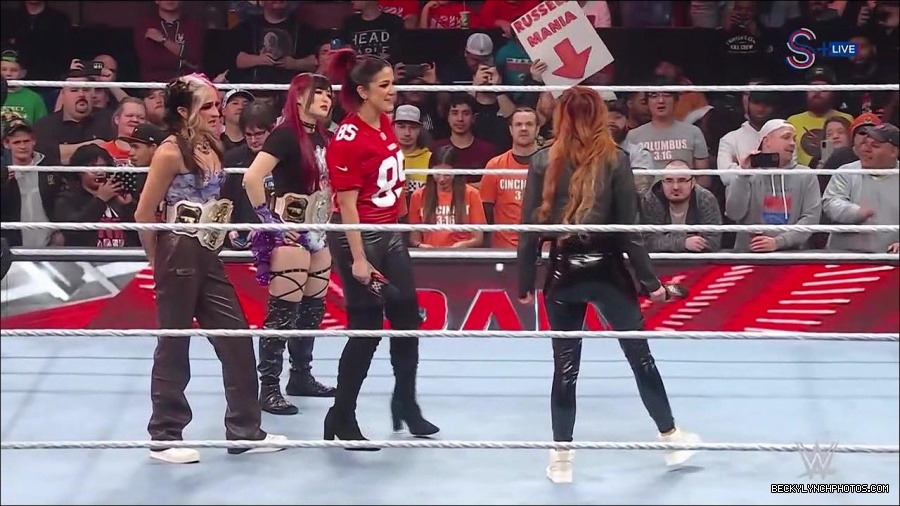 WWE_Monday_Night_RAW_2023_01_16_720p_HDTV_x264-Star_mp4_002648966.jpg