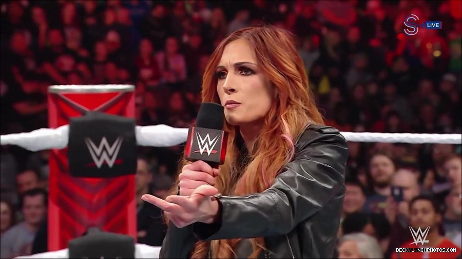 WWE_Monday_Night_RAW_2023_01_16_720p_HDTV_x264-Star_mp4_002712166.jpg