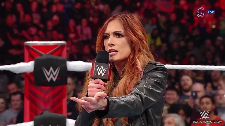 WWE_Monday_Night_RAW_2023_01_16_720p_HDTV_x264-Star_mp4_002712566.jpg