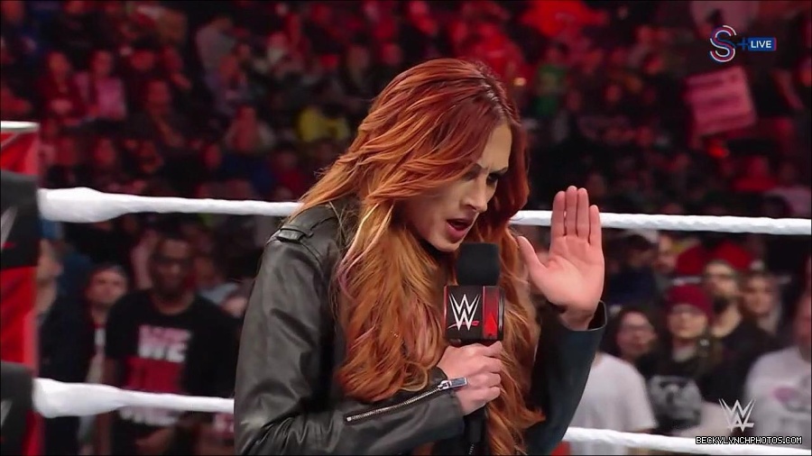 WWE_Monday_Night_RAW_2023_01_16_720p_HDTV_x264-Star_mp4_002736566.jpg