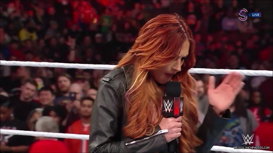 WWE_Monday_Night_RAW_2023_01_16_720p_HDTV_x264-Star_mp4_002737366.jpg