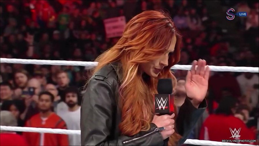 WWE_Monday_Night_RAW_2023_01_16_720p_HDTV_x264-Star_mp4_002737766.jpg