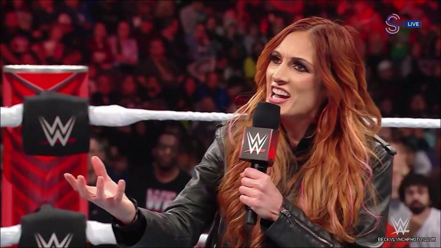 WWE_Monday_Night_RAW_2023_01_16_720p_HDTV_x264-Star_mp4_002750566.jpg