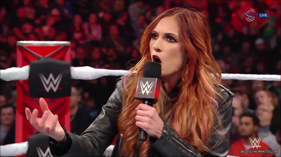 WWE_Monday_Night_RAW_2023_01_16_720p_HDTV_x264-Star_mp4_002750966.jpg