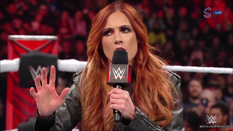 WWE_Monday_Night_RAW_2023_01_16_720p_HDTV_x264-Star_mp4_002756566.jpg