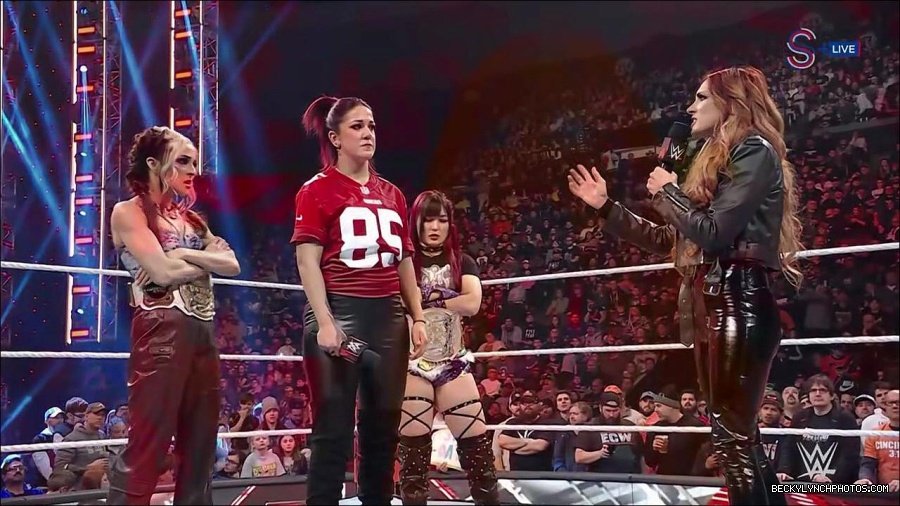 WWE_Monday_Night_RAW_2023_01_16_720p_HDTV_x264-Star_mp4_002758966.jpg