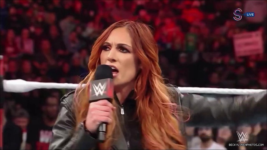 WWE_Monday_Night_RAW_2023_01_16_720p_HDTV_x264-Star_mp4_002768566.jpg