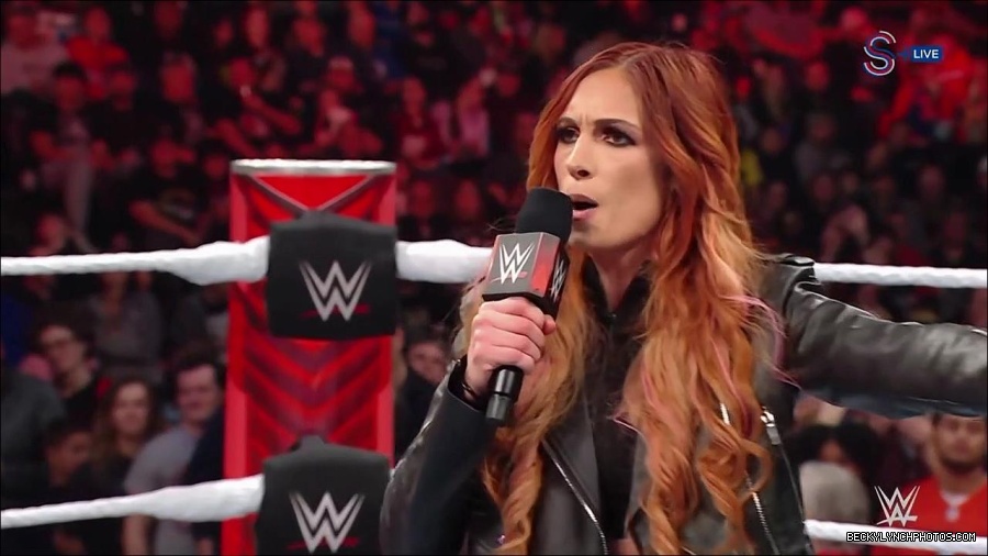WWE_Monday_Night_RAW_2023_01_16_720p_HDTV_x264-Star_mp4_002771766.jpg