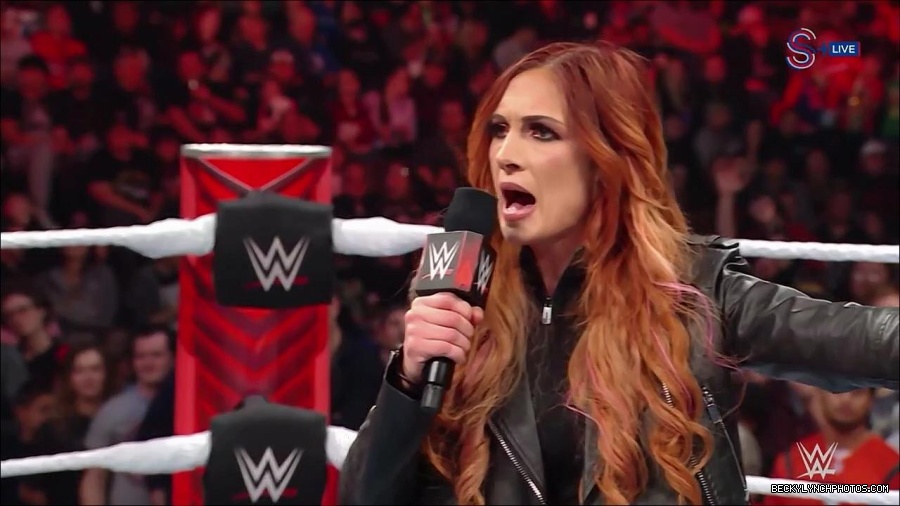 WWE_Monday_Night_RAW_2023_01_16_720p_HDTV_x264-Star_mp4_002772566.jpg