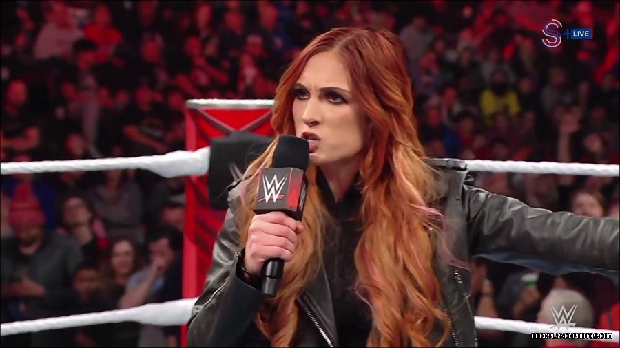 WWE_Monday_Night_RAW_2023_01_16_720p_HDTV_x264-Star_mp4_002773766.jpg