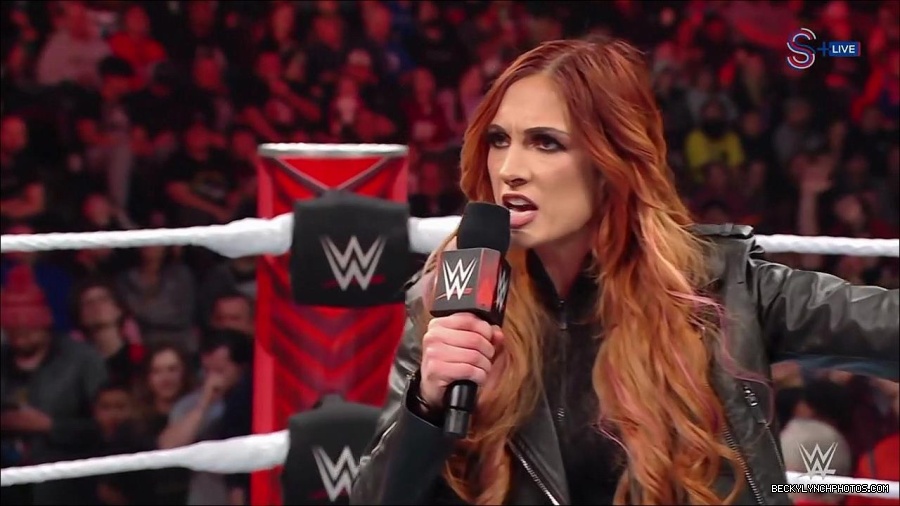 WWE_Monday_Night_RAW_2023_01_16_720p_HDTV_x264-Star_mp4_002774166.jpg