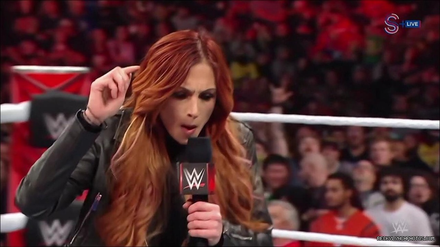 WWE_Monday_Night_RAW_2023_01_16_720p_HDTV_x264-Star_mp4_002783766.jpg
