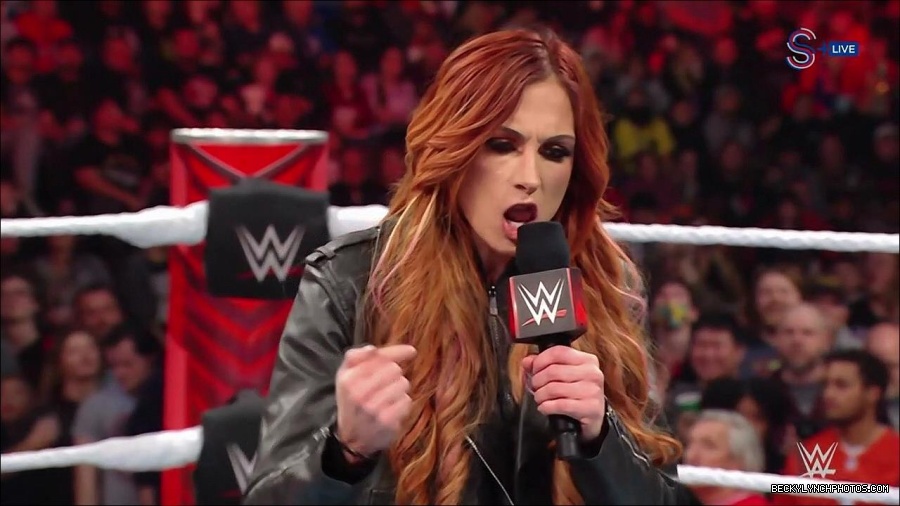 WWE_Monday_Night_RAW_2023_01_16_720p_HDTV_x264-Star_mp4_002786166.jpg