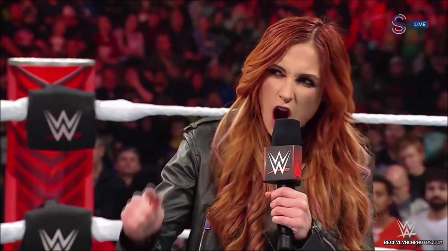 WWE_Monday_Night_RAW_2023_01_16_720p_HDTV_x264-Star_mp4_002788566.jpg