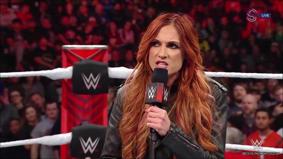 WWE_Monday_Night_RAW_2023_01_16_720p_HDTV_x264-Star_mp4_002792566.jpg