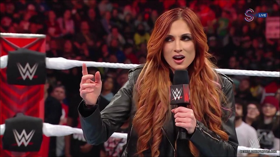 WWE_Monday_Night_RAW_2023_01_16_720p_HDTV_x264-Star_mp4_002798566.jpg