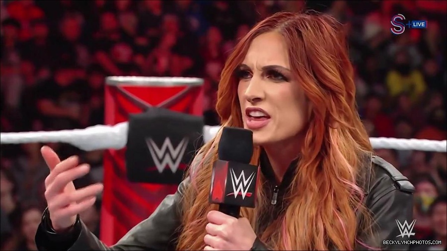 WWE_Monday_Night_RAW_2023_01_16_720p_HDTV_x264-Star_mp4_002803366.jpg