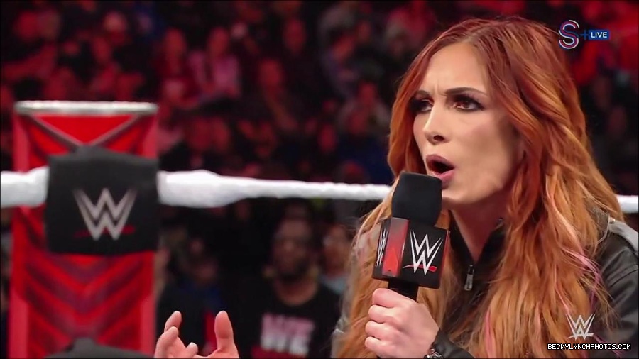 WWE_Monday_Night_RAW_2023_01_16_720p_HDTV_x264-Star_mp4_002810966.jpg