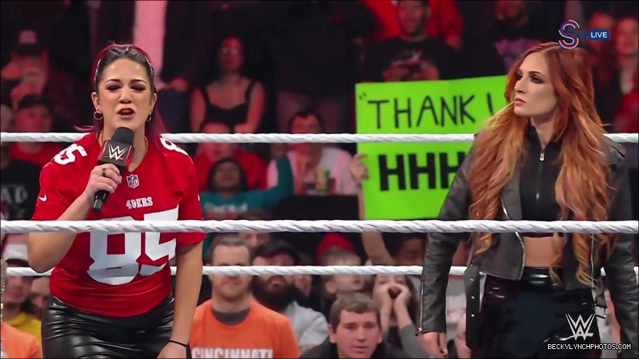 WWE_Monday_Night_RAW_2023_01_16_720p_HDTV_x264-Star_mp4_002836966.jpg